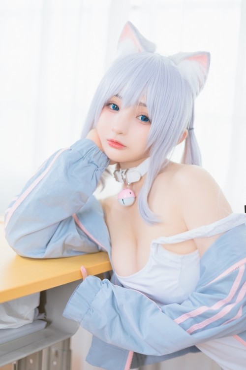 桜井宁宁 – 宁宁喵/修女 2套Cos写真作品集 预览展示图 8