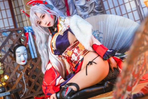 Momoko葵葵：一位来自二次元世界的coser 预览展示图 2
