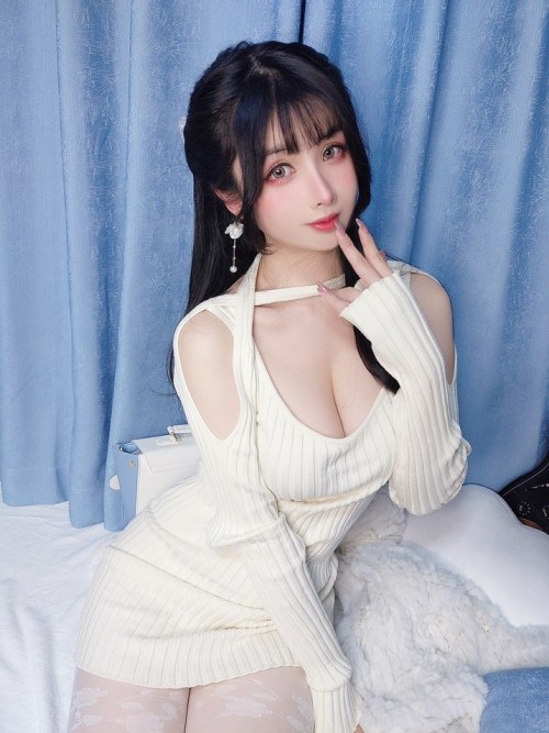 rioko凉凉子 - 元宵节特辑 预览展示图 3