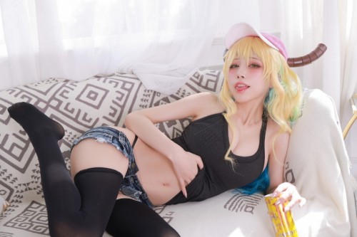 水淼Aqua - 小林家的龙女仆 预览展示图 2