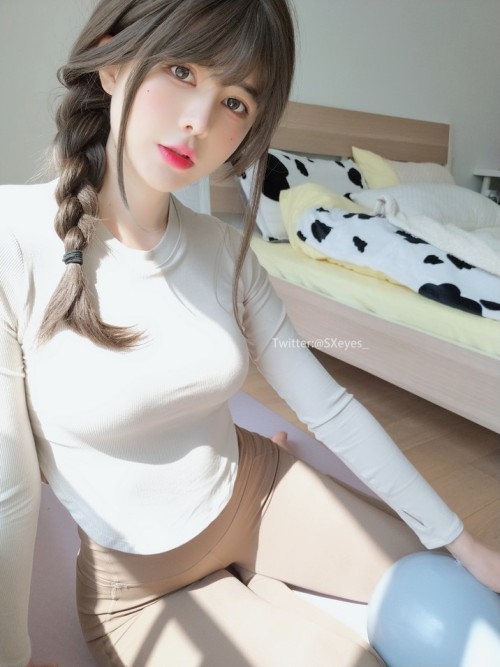 眼酱大魔王w - 瑜伽服 预览展示图 2