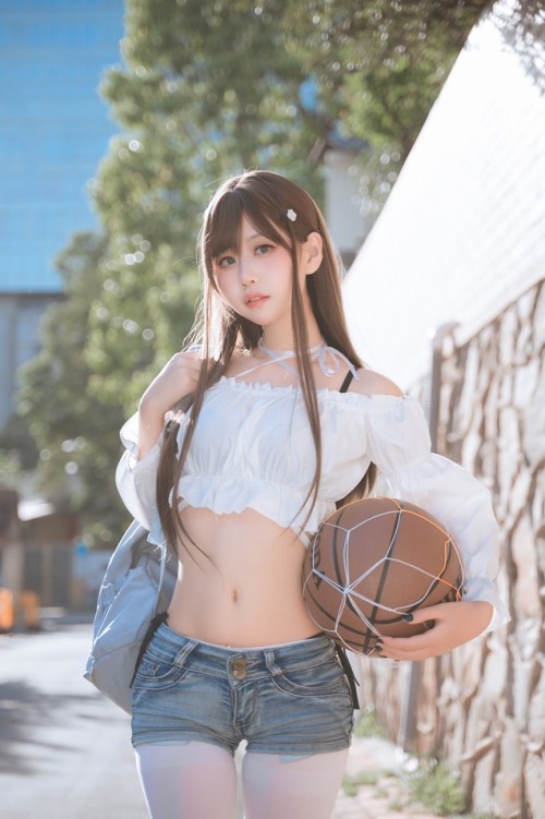 萌芽儿 - 邻家小恶魔 预览展示图 4