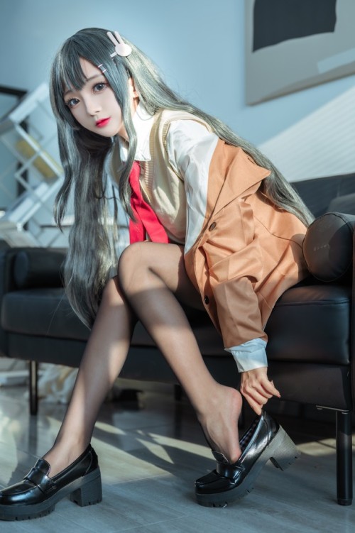 日奈娇 - 麻衣校服 预览展示图 4