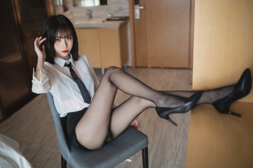 许岚LAN – 更新3套写真作品集 预览展示图 1