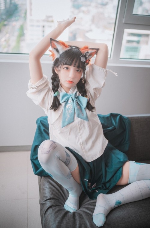 Jenny (정제니) ：可爱的小姐姐 预览展示图 3