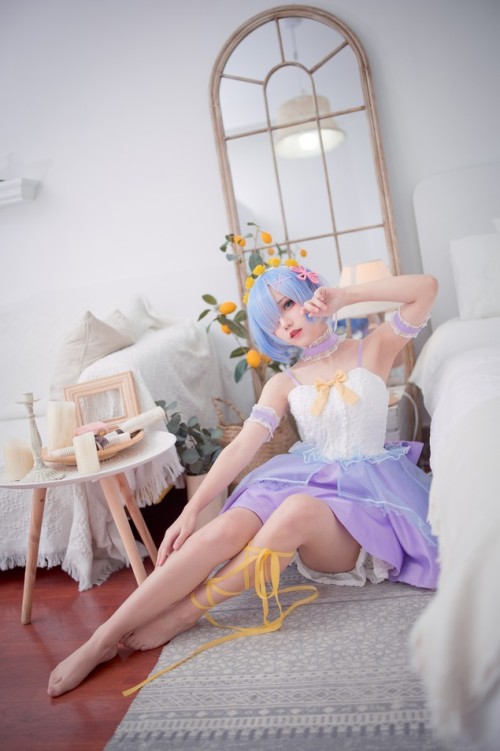 花柒Hana：一个甜美的佛系少女 预览展示图 3