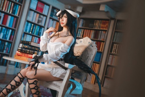 芋圆侑子 - 雅儿贝德私服 预览展示图 1