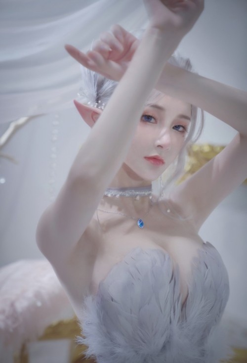 在下萝莉控ii：Cos写真作品合集 预览展示图 3