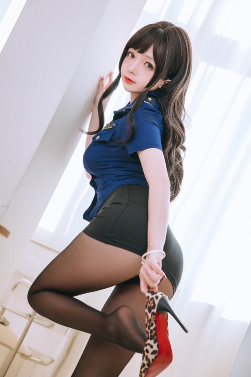 日奈娇 - 豹纹 预览展示图 3
