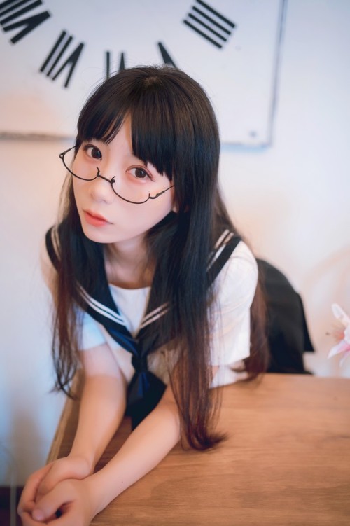 usejan(蓝蓝) – 更新2套写真作品集 预览展示图 2