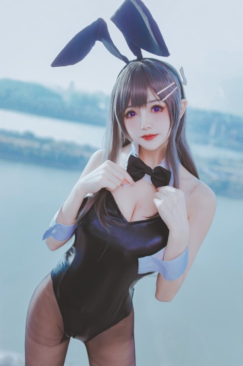 Coser衣衣 - 麻衣兔女郎 预览展示图 4