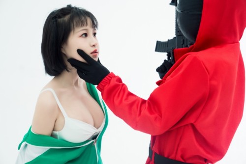 星澜是澜澜叫澜妹呀 - 鱿鱼游戏 预览展示图 1