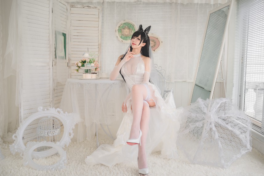 九曲Jean – 爱宕婚纱 [41P-271MB]