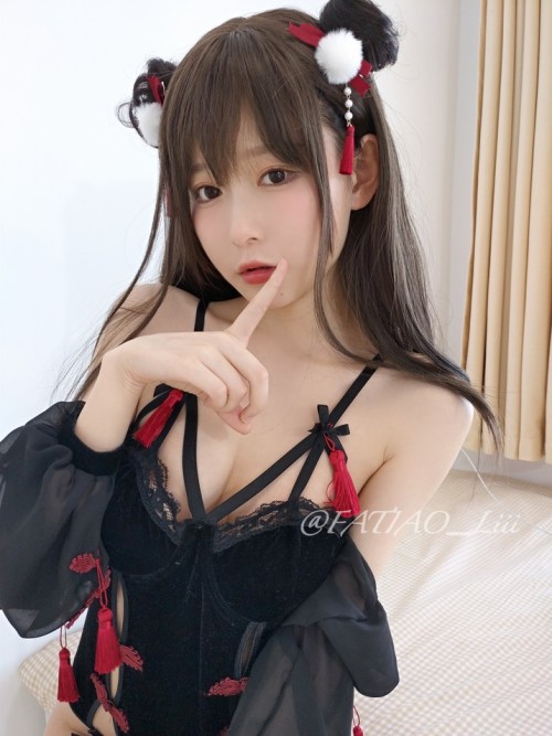 迷之呆梨 – 05月fantia会员订阅合集 预览展示图 1