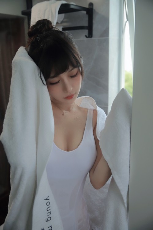 Shika小鹿鹿 - 半透浴室 预览展示图 2