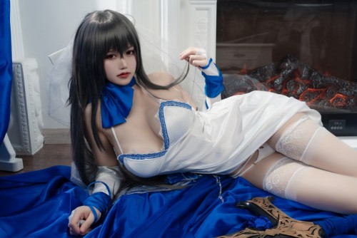 小仓千代w - 路易九世礼服 预览展示图 1