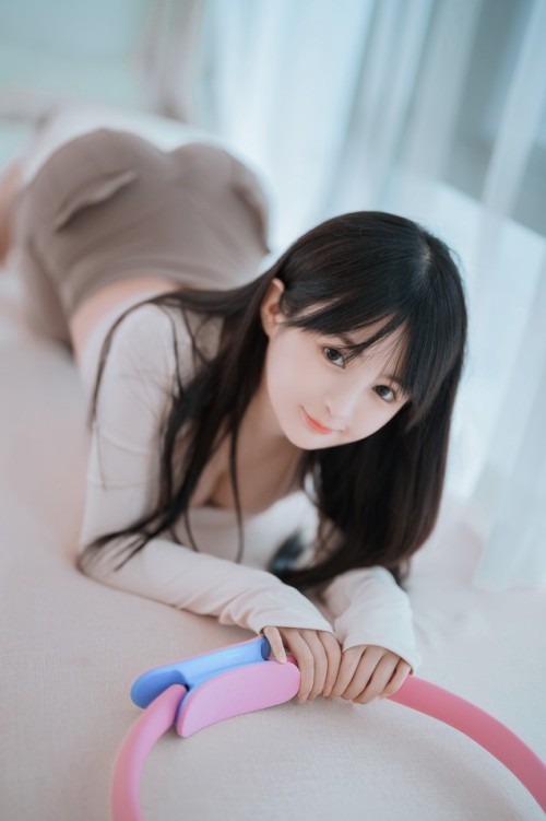 桜井宁宁 - 瑜伽妹妹 预览展示图 2