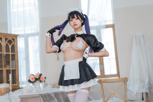 蜜汁猫裘 - 工作女仆 预览展示图 1