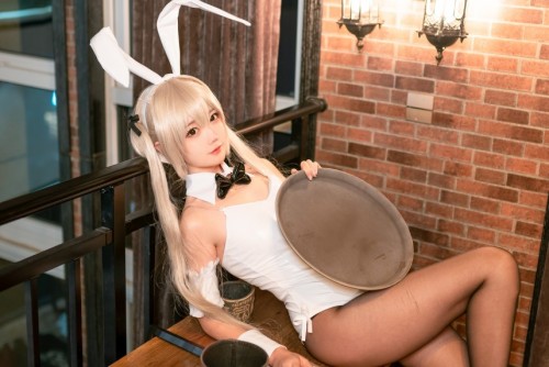 肥肥雅 - 穹妹兔女郎 预览展示图 1
