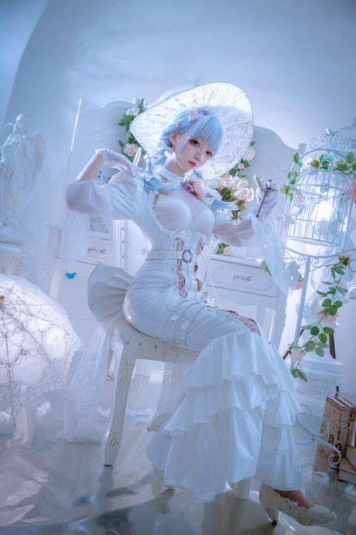 小野寺地瓜 - 纯白魔女 预览展示图 4