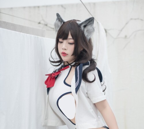 白烨 – 魅惑狼姐姐 室外 [63P11V-1.93GB]