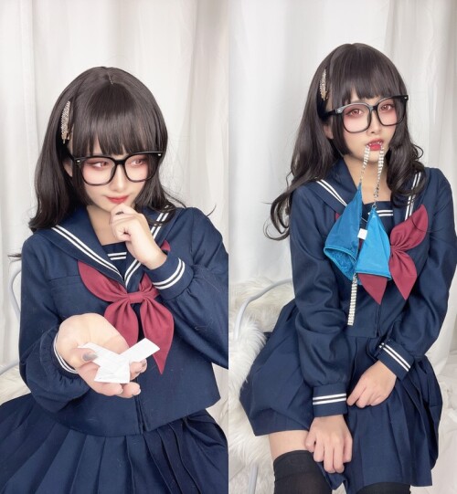 洛璃 LoLiSAMA - 第一次的约会 预览展示图 1