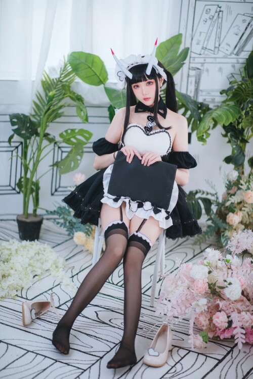 瓜希酱 - 能代女仆 预览展示图 2