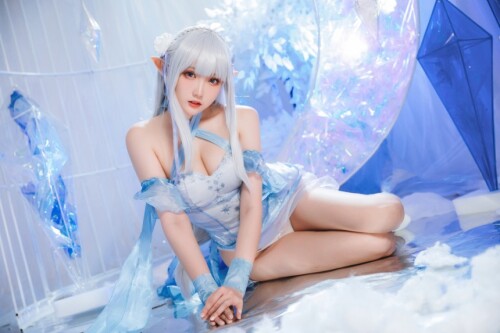 瓜希酱 - 爱蜜莉雅 水晶礼服 预览展示图 1