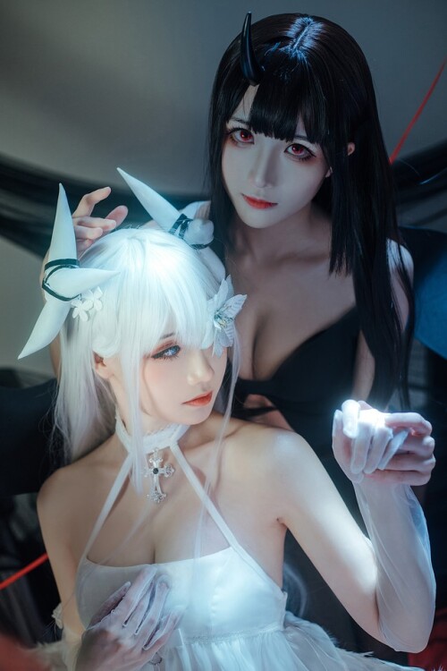 焖焖碳&Tomoyo酱 碧蓝航线 埃姆登 双黑白夜之主 [29P-328MB] 预览展示图 3