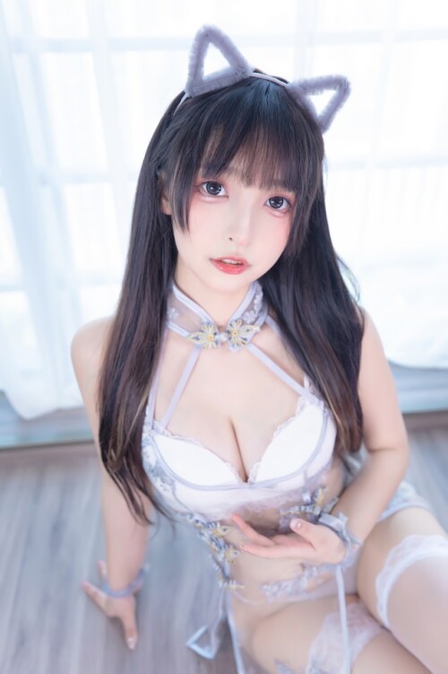 神楽坂真冬 - 羞涩喵喵 预览展示图 3