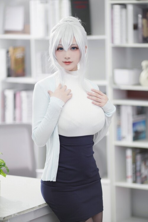 幼愛Youmeko:COS写真作品合集 预览展示图 2