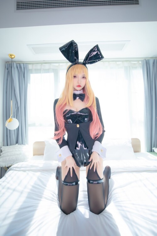 神楽坂真冬 - 海梦兔女郎 预览展示图 2