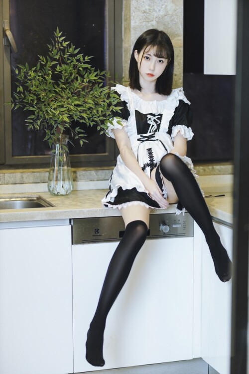 许岚LAN – 冰淇淋+短裙女仆 2 套 预览展示图 5