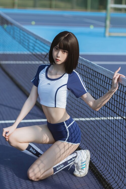 许岚LAN – 夏日运动服+修女创作 2 套 预览展示图 6