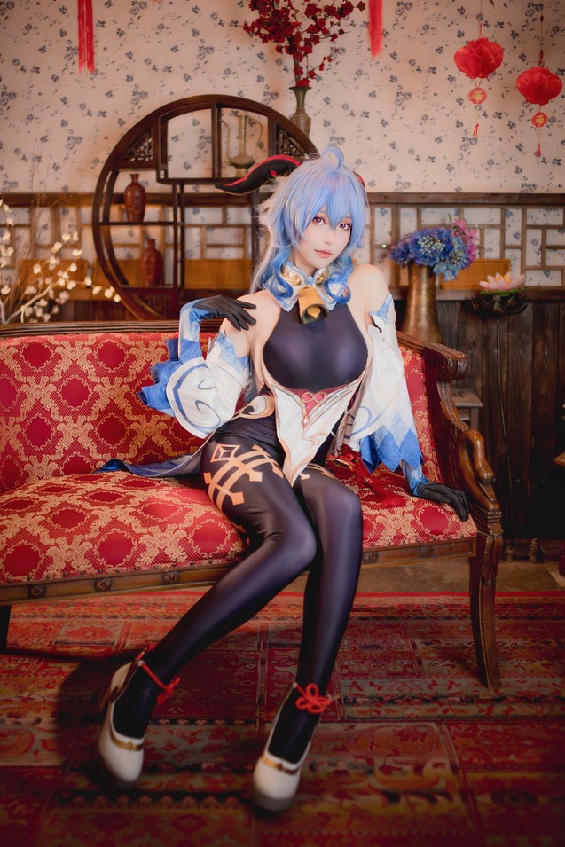 ElyEE子 - Ganyu [15P-42MB]