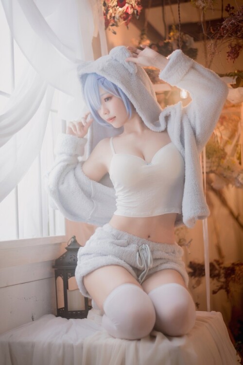 ElyEE子 - 2022.June-T4 (4套+视频) 预览展示图 2