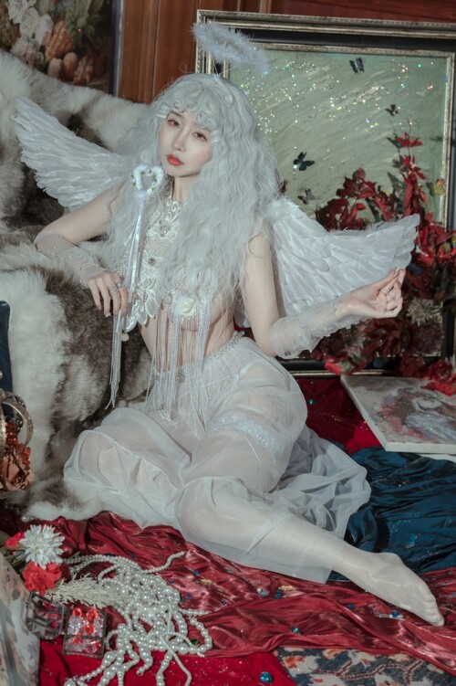 云溪溪 - 奶桃 天使 预览展示图 3