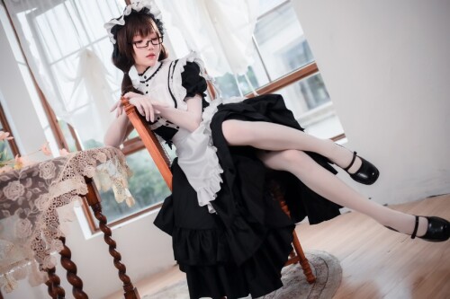 阿包也是兔娘 - 传统长裙女仆 预览展示图 1