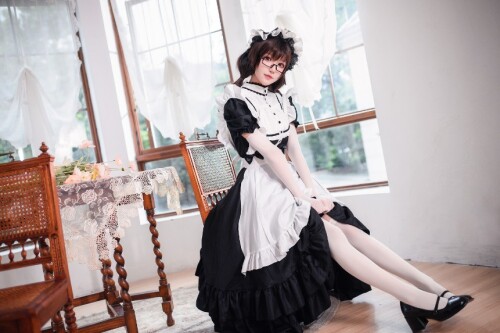 阿包也是兔娘 - 传统长裙女仆 预览展示图 2
