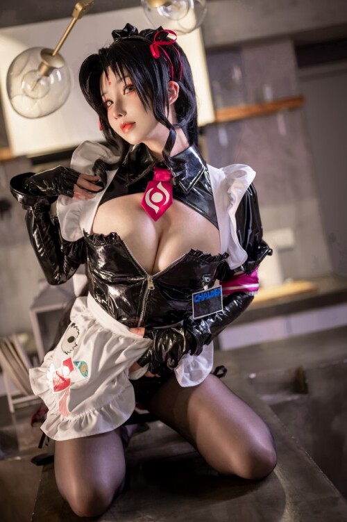 rioko凉凉子 - 杀生院膝皮女仆 预览展示图 2