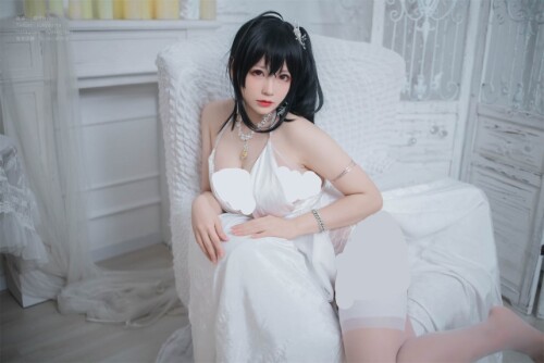 Nyako喵子 - 大凤纯白婚纱 预览展示图 1