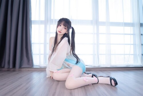 神楽坂真冬 - 醉梦星河 预览展示图 1