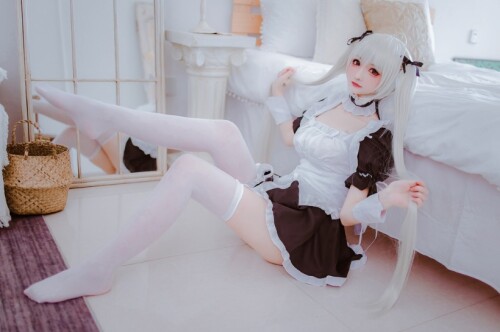 Coser衣衣 - 穹妹女仆 预览展示图 3