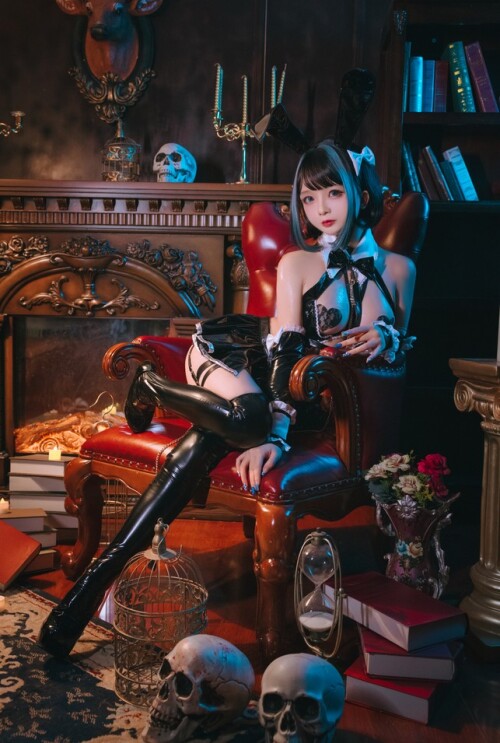 日奈娇 - 万圣节恶魔 预览展示图 2