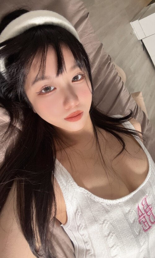 果咩酱w - 雪兔 预览展示图 3