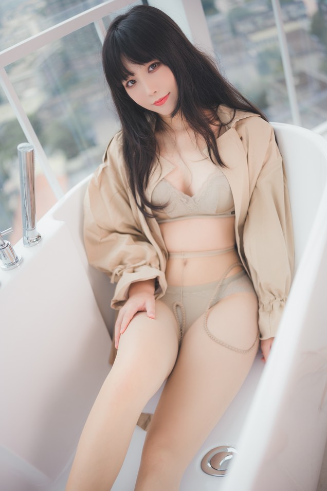汪知子 - 风衣  [52P-169MB]