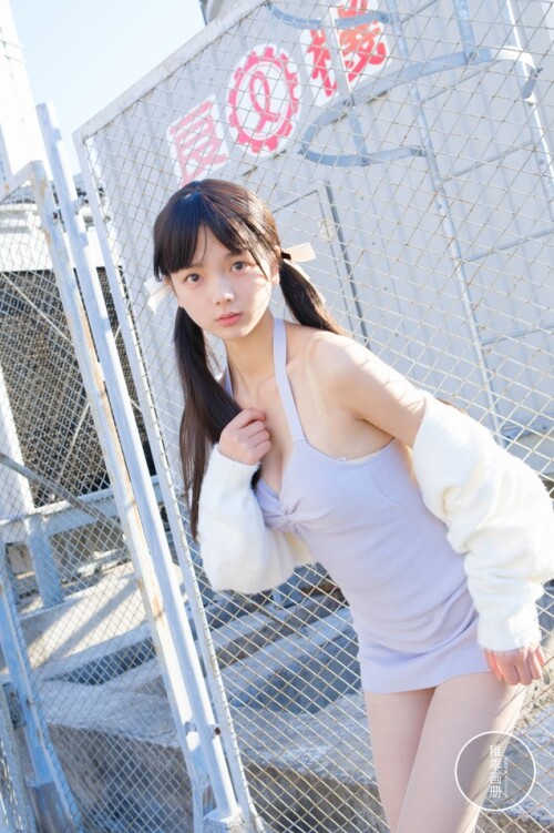 稚乖画册 – 夜夜 天台停车场肉丝 Lolita [83P1V-4.68GB]