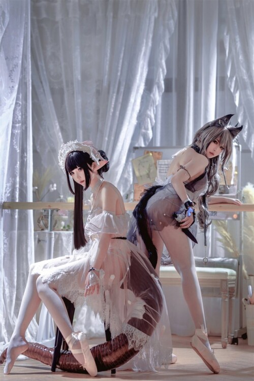 半半子&面饼仙儿 - Arknights 黑x森蚺バレエ 预览展示图 1