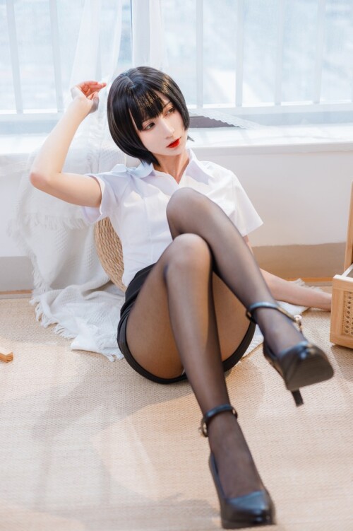 贝儿酱Miki – OL装 [31P-289MB]