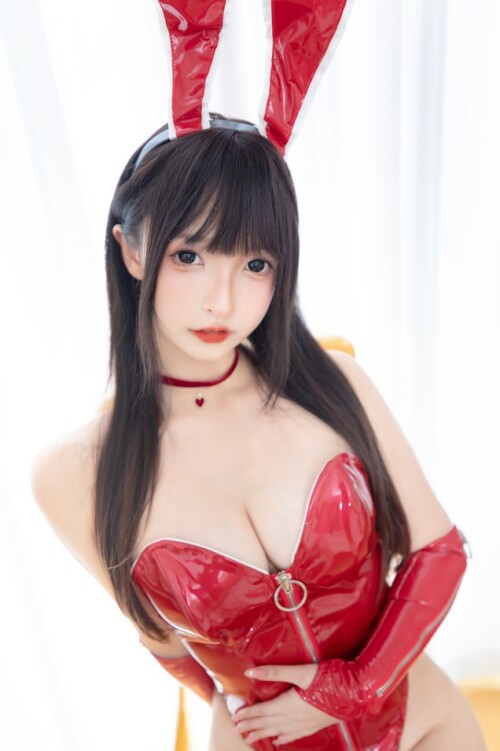 神楽坂真冬 - 红兔迎春 预览展示图 4